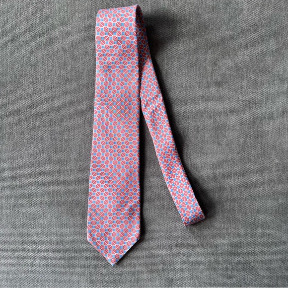 Brooks Brothers Other - Brooks Brothers Silk Tie Salmon Blue Geometric Chain Link Print L/XL